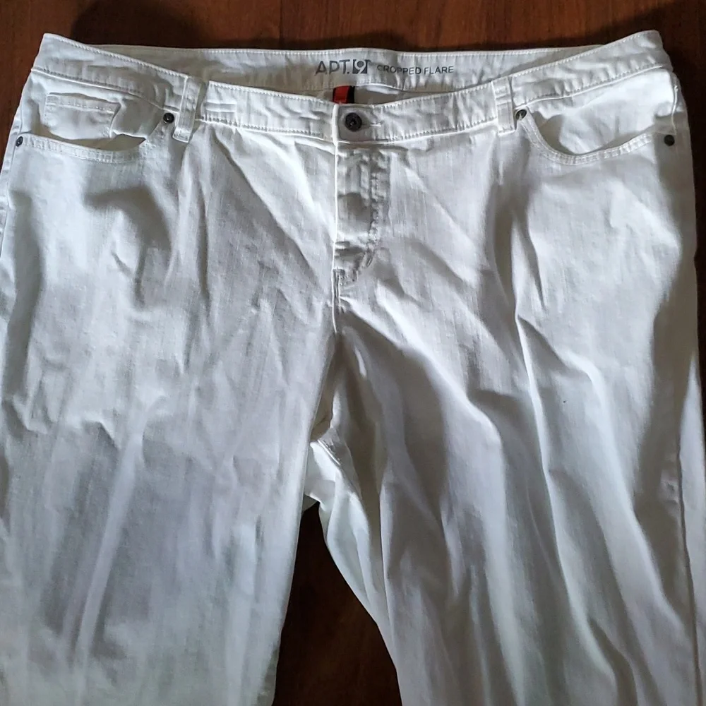 Apt. 9 Cropped Flare Women's White Jean Pants - Size 24W - Picture 2 of 10